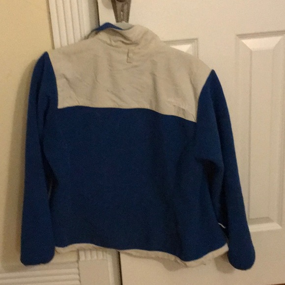 North face - Picture 2 of 2